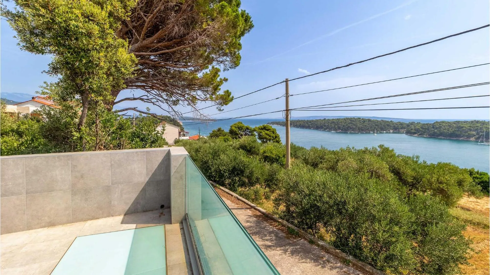 Stunning Apartment In Rab With Kitchen Palit