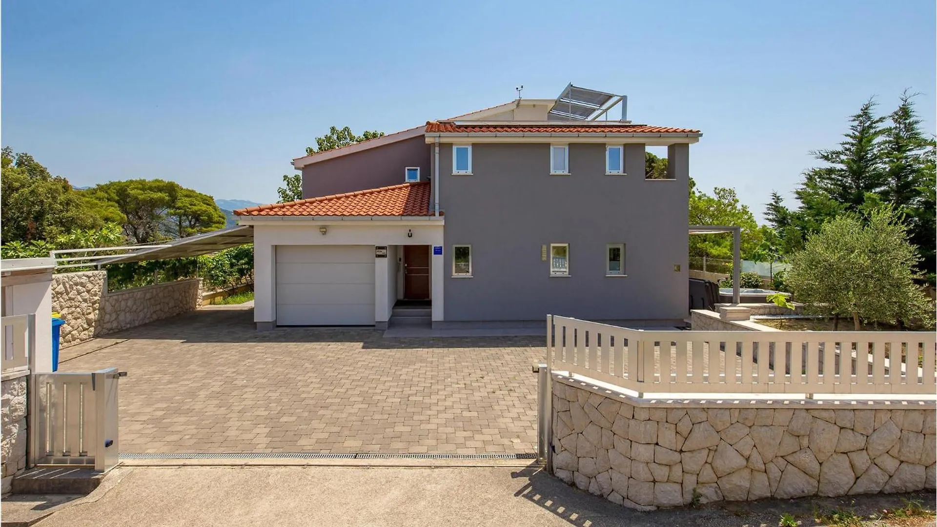 Stunning Apartment In Rab With Kitchen Palit
