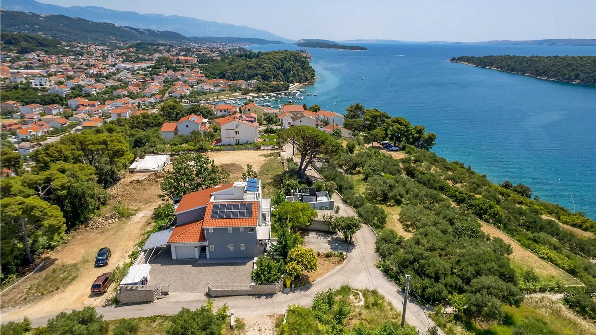 Stunning Apartment In Rab With Kitchen Palit
